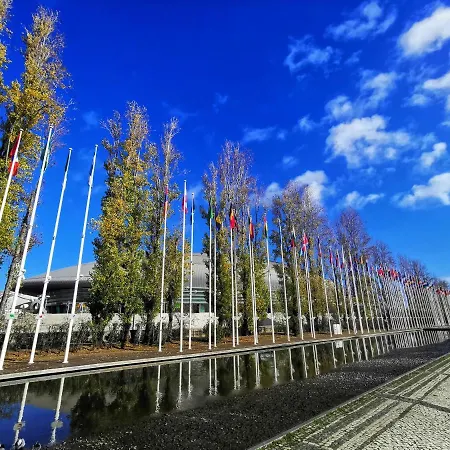 Bom Dia Parque Nacoes Lisboaz Apartament Lizbona