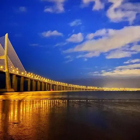 Bom Dia Parque Nacoes Lisboaz *
