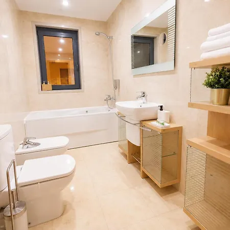Bom Dia Parque Nacoes Lisboaz Apartmán *